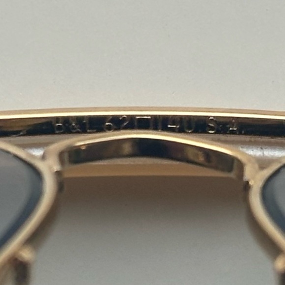 1970’s Vintage B&L Ray-Ban Outdoorsman Gold Aviator 62-14 Sunglasses - Picture 10 of 10